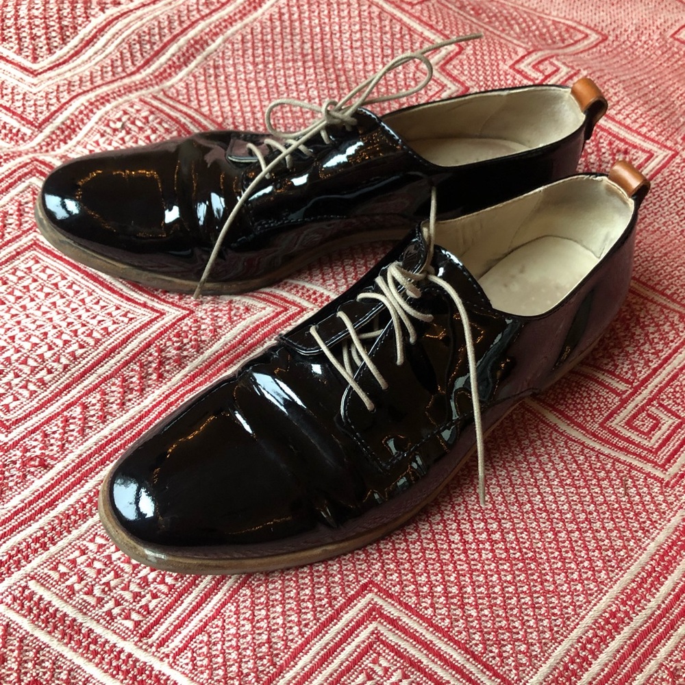 Patent Leather AGL oxfords